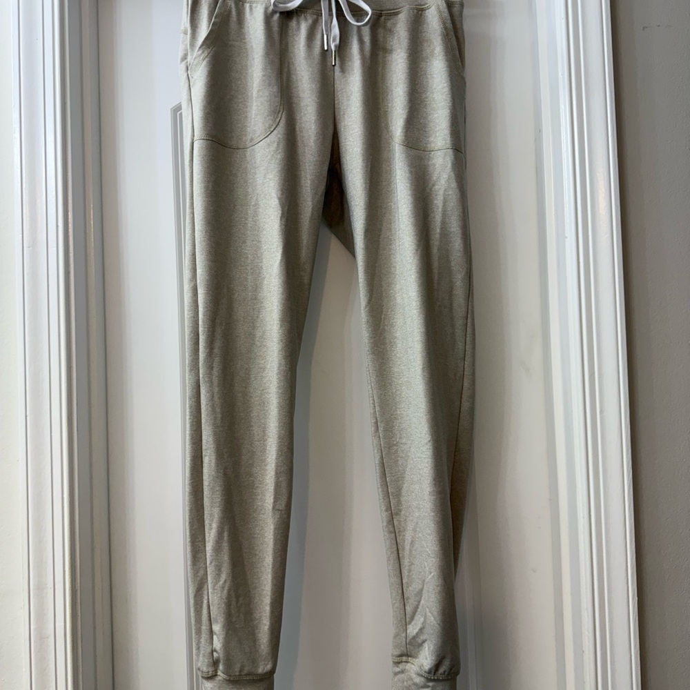 ZYIA Active Oatmeal Joggers